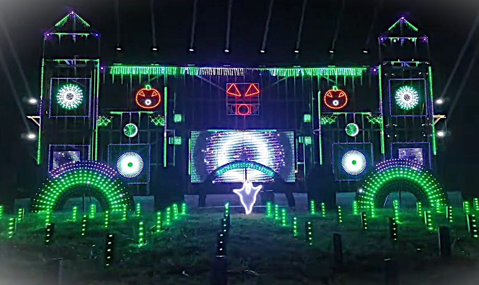 Lenhard Family Light Show Halloween Edition