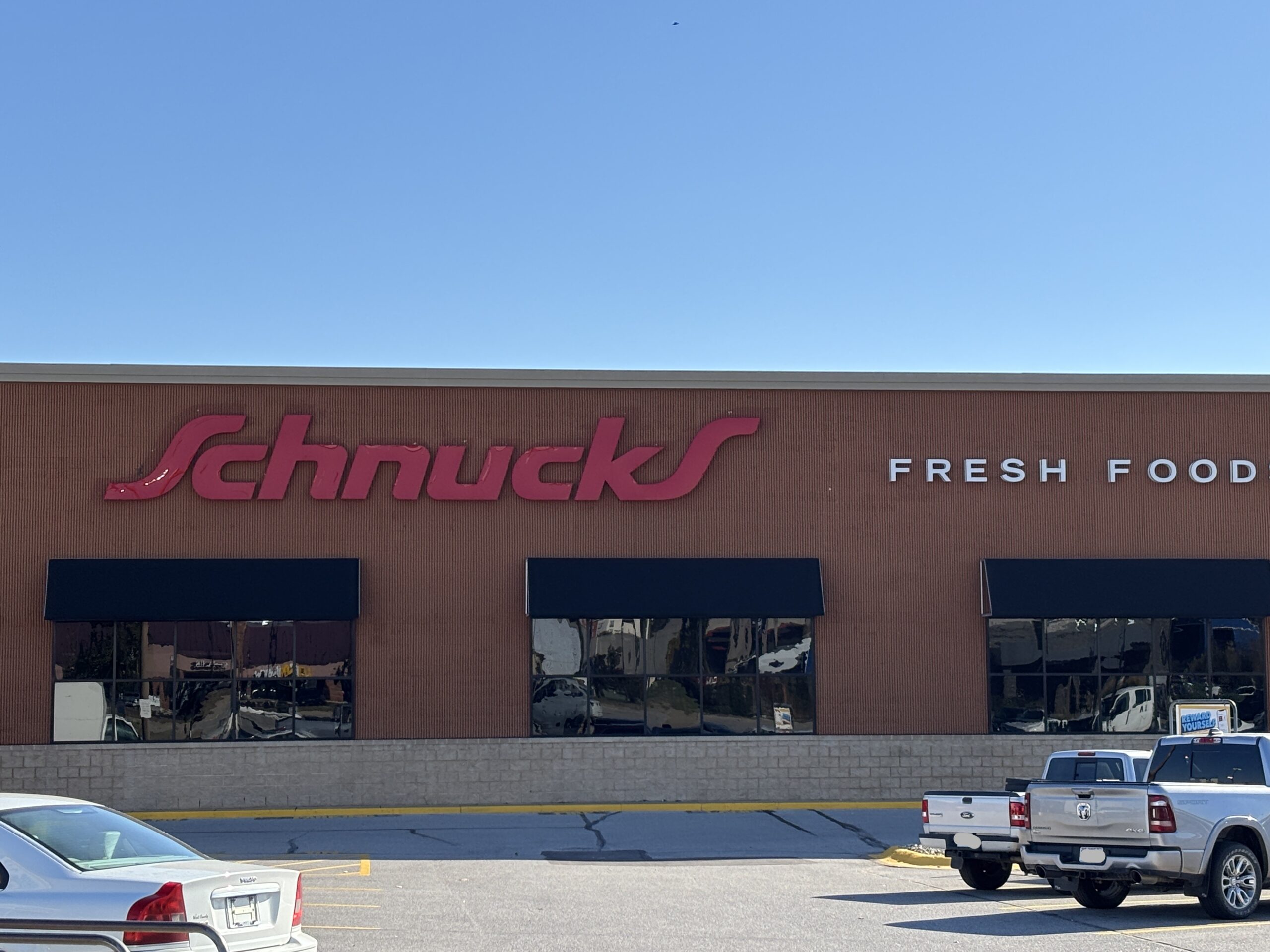 Schnuck Markets Launches Food Drive as SNAP Benefit Effected
